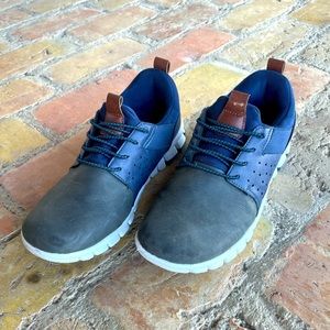 NoSox by Deer Stag Dressy Sneaker - 5.5